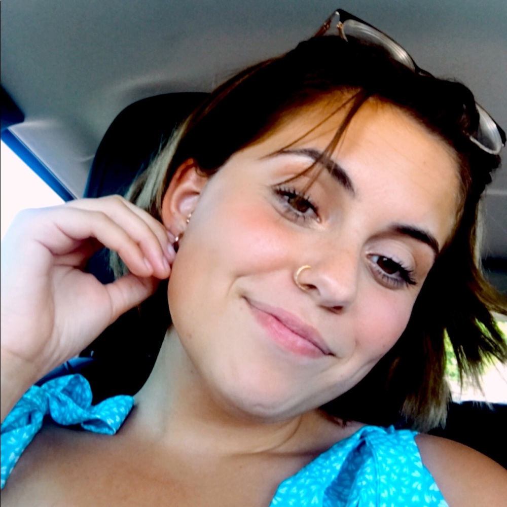 Meet your Posher, Kaylee